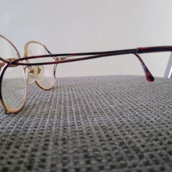 - Vintage Eyeglasses - Picture 5 of 6